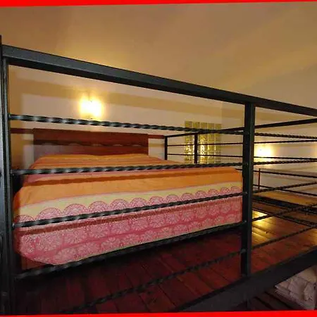 Aabacus Pyramid House Roma