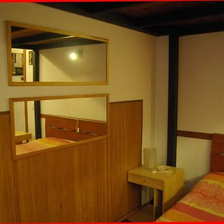 Hotel Aabacus Pyramid House Rome